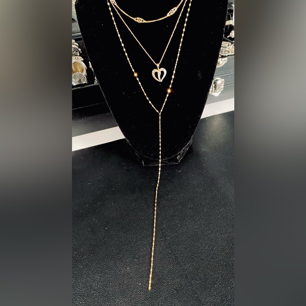14k gold beautifully delicate lariat chain. - Picture 3 of 5